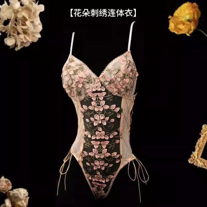 Sexy Underwear 2024 New Sexy Body Shaping Jumpsuit Lace Floral Bellyband Small Breast Pajamas Women's Large Size Flowers